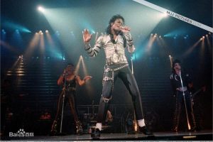 [DVD日本演唱会][迈克尔.杰克逊 – 1987年日本横滨真棒[BAD演唱会][DVD/ISO][3.2G][百度网盘]