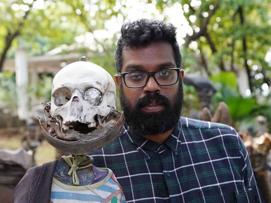 纪录片《霉运之旅 The Misadventures of Romesh Ranganathan》[1080P/MKV][第1季全3集 英语中英双字][7.71G][百度网盘]